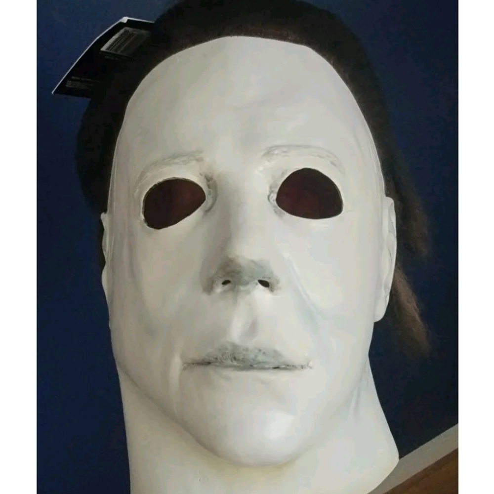 Michael Myers Mask Trick or Treat Studios
